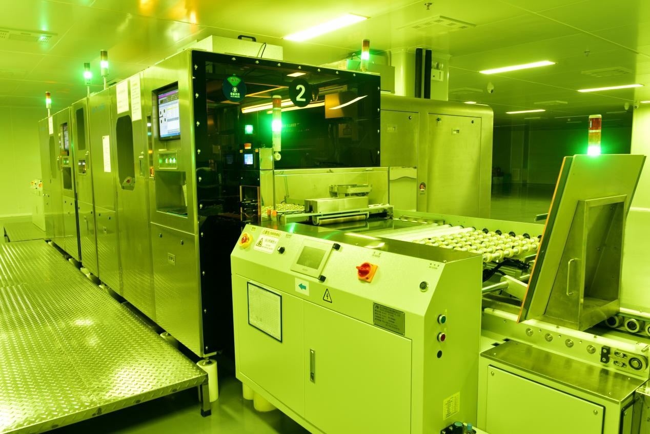 回線：1番Dissデジタルステップスキャン露光機（源卓）＋2番露光機（大族）